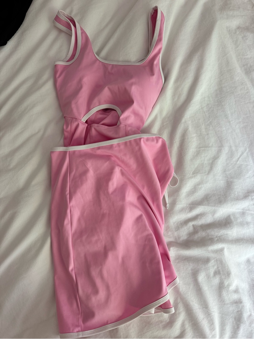 Beach Riot Pink Sports Dress with White Trim - Picture 3 of 5